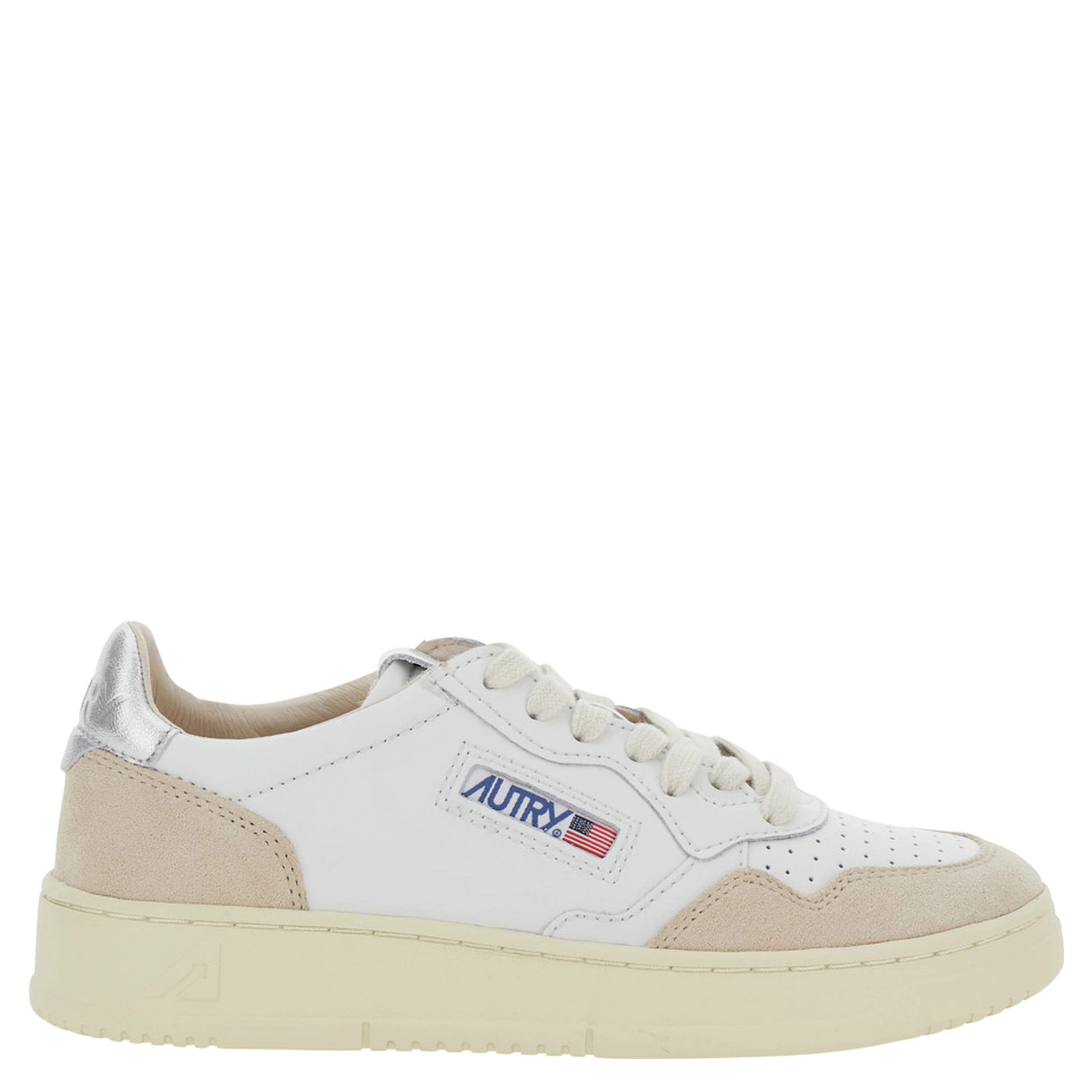 Sneaker Medalist Low Top with Logo Patch on Tongue and Side in White Leather for Women