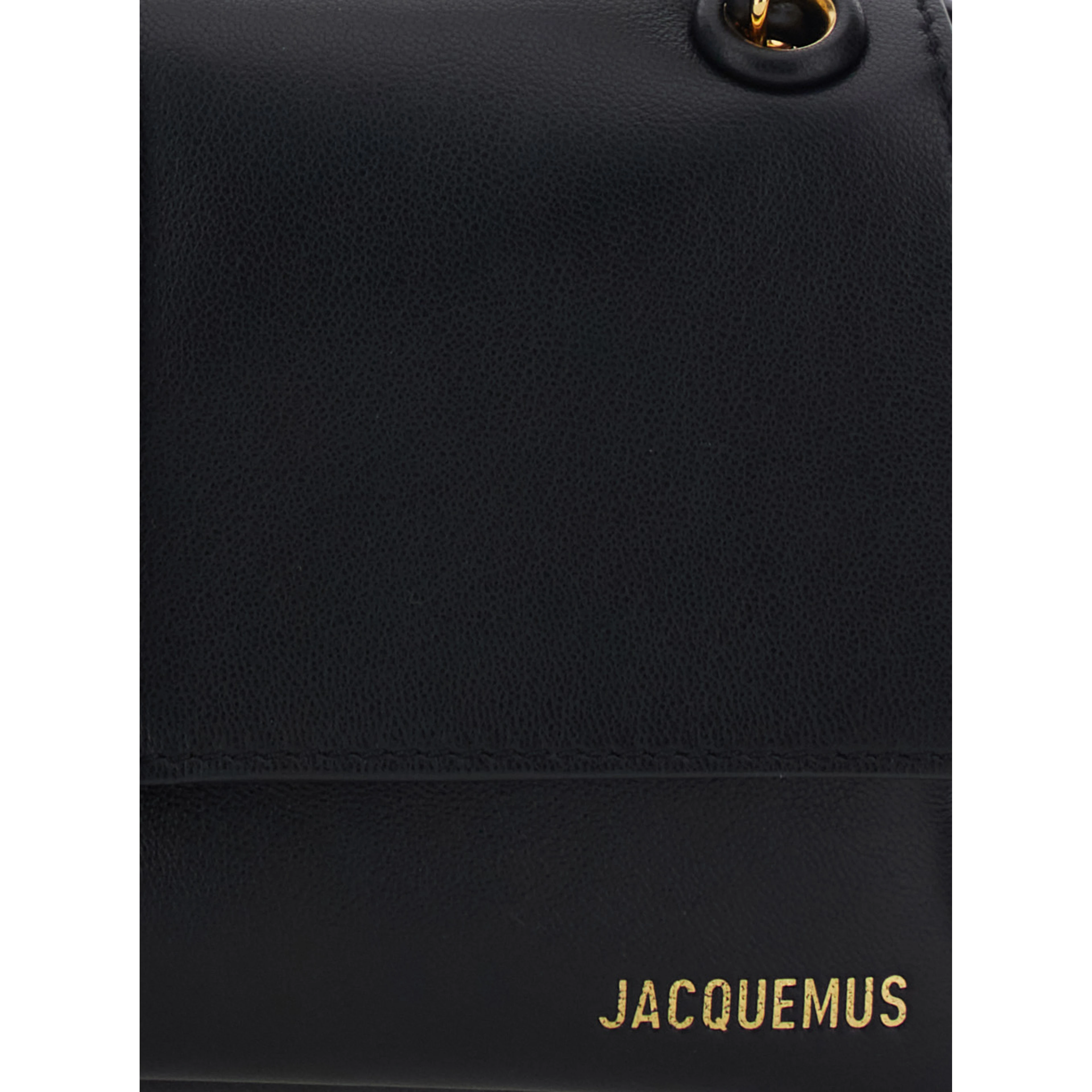 LE BAMBINO CHAINE is a crossbody bag in black lamb leather with unisex metallic details