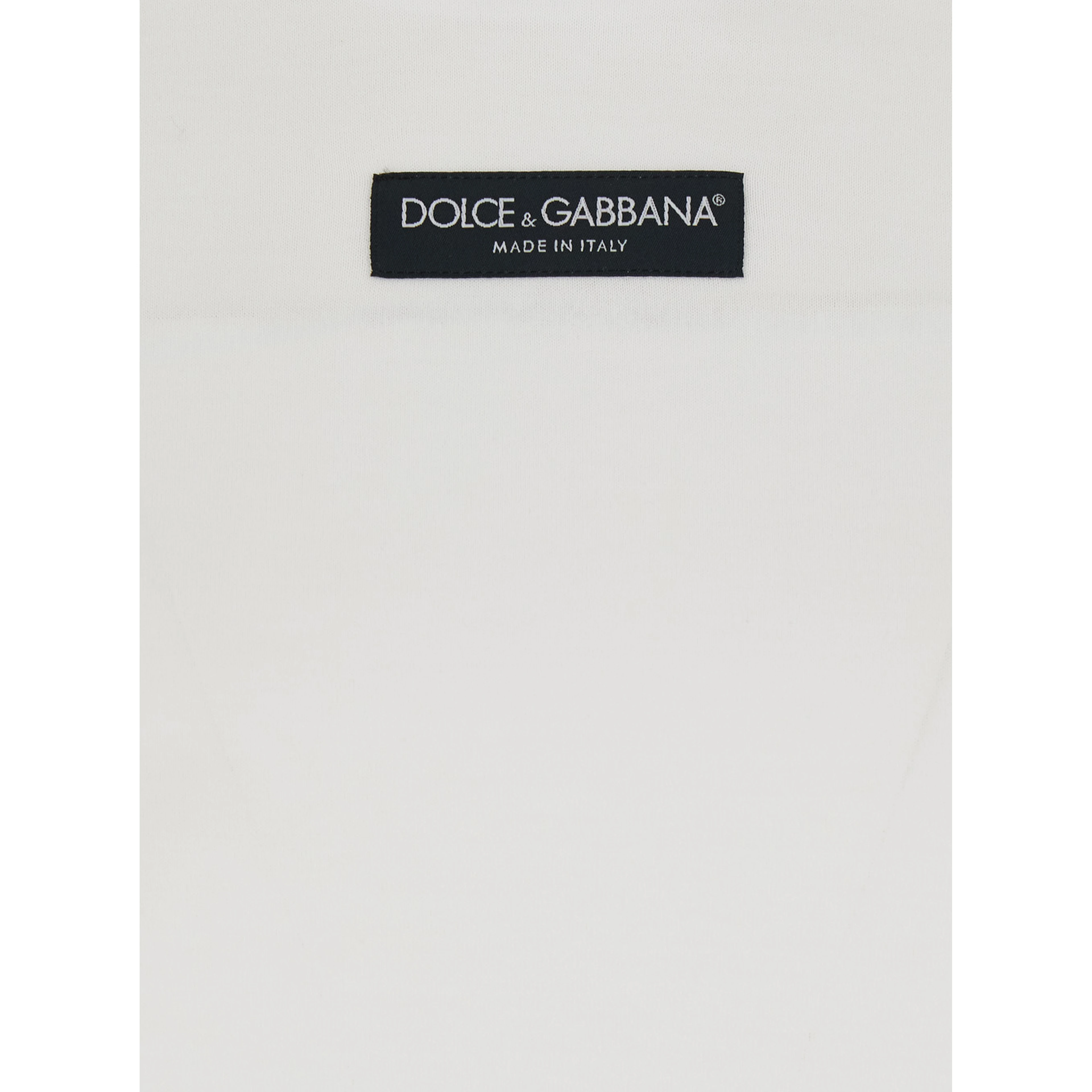 white T-shirt with logo patch on the front in cotton for women