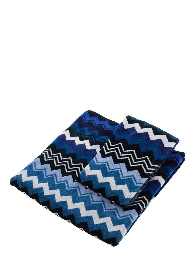 Giacomo Towel with Blue and Black Stripes in Unisex Cotton alternative