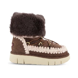 MOU Boots