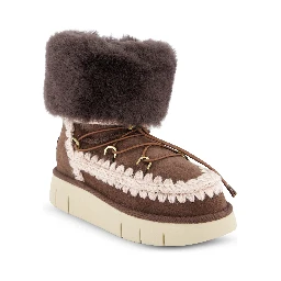 MOU Boots