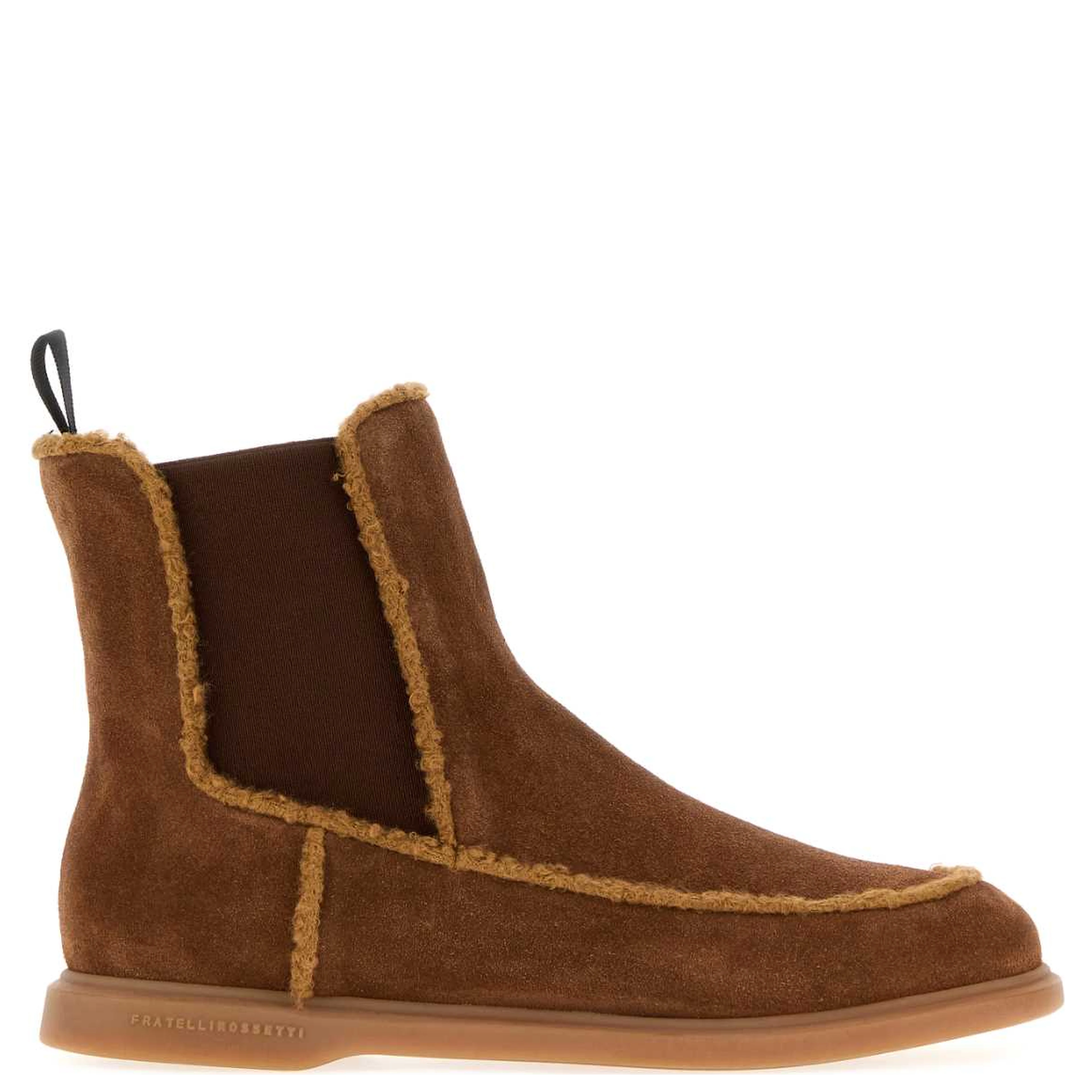 CHELSEA BOOTS