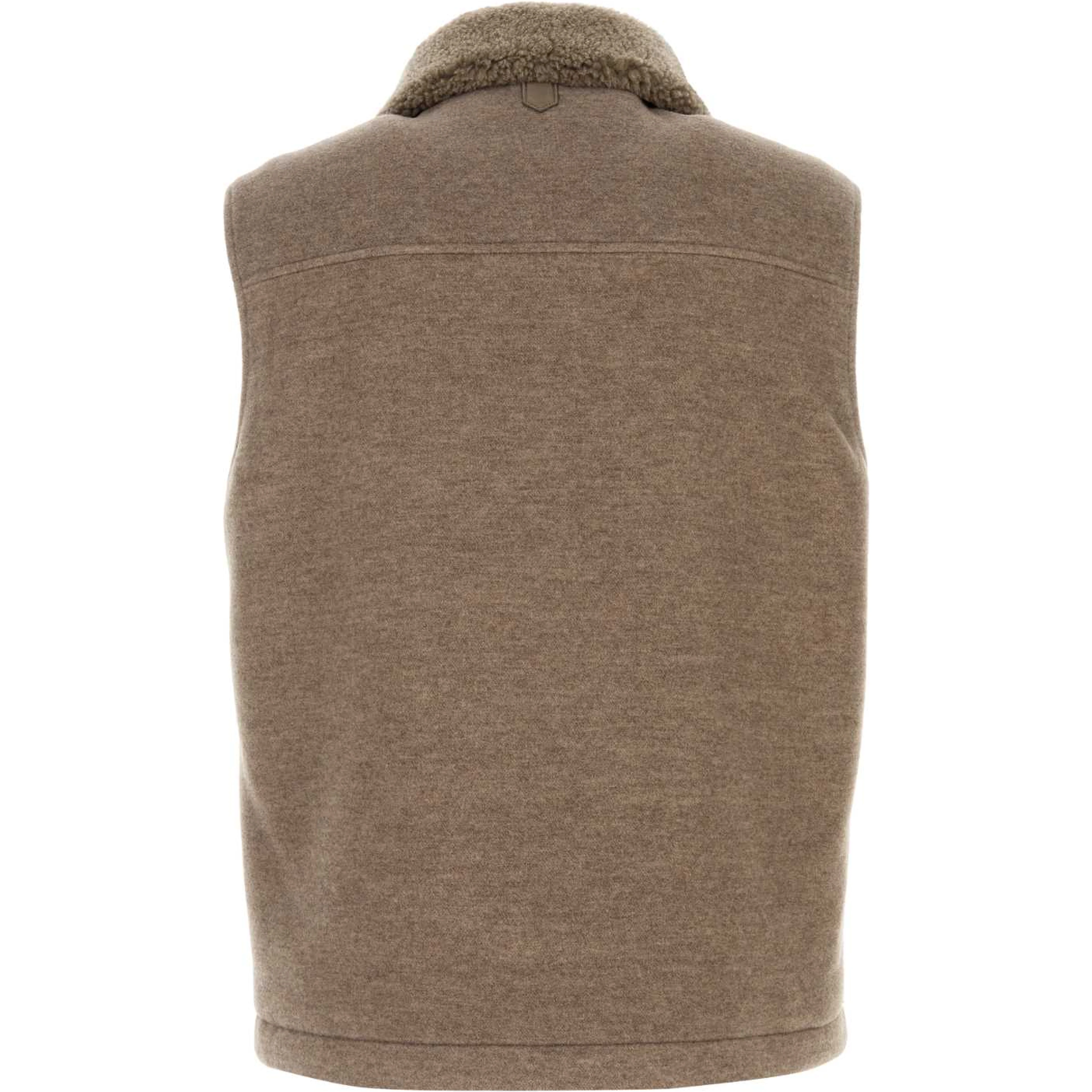 GILET