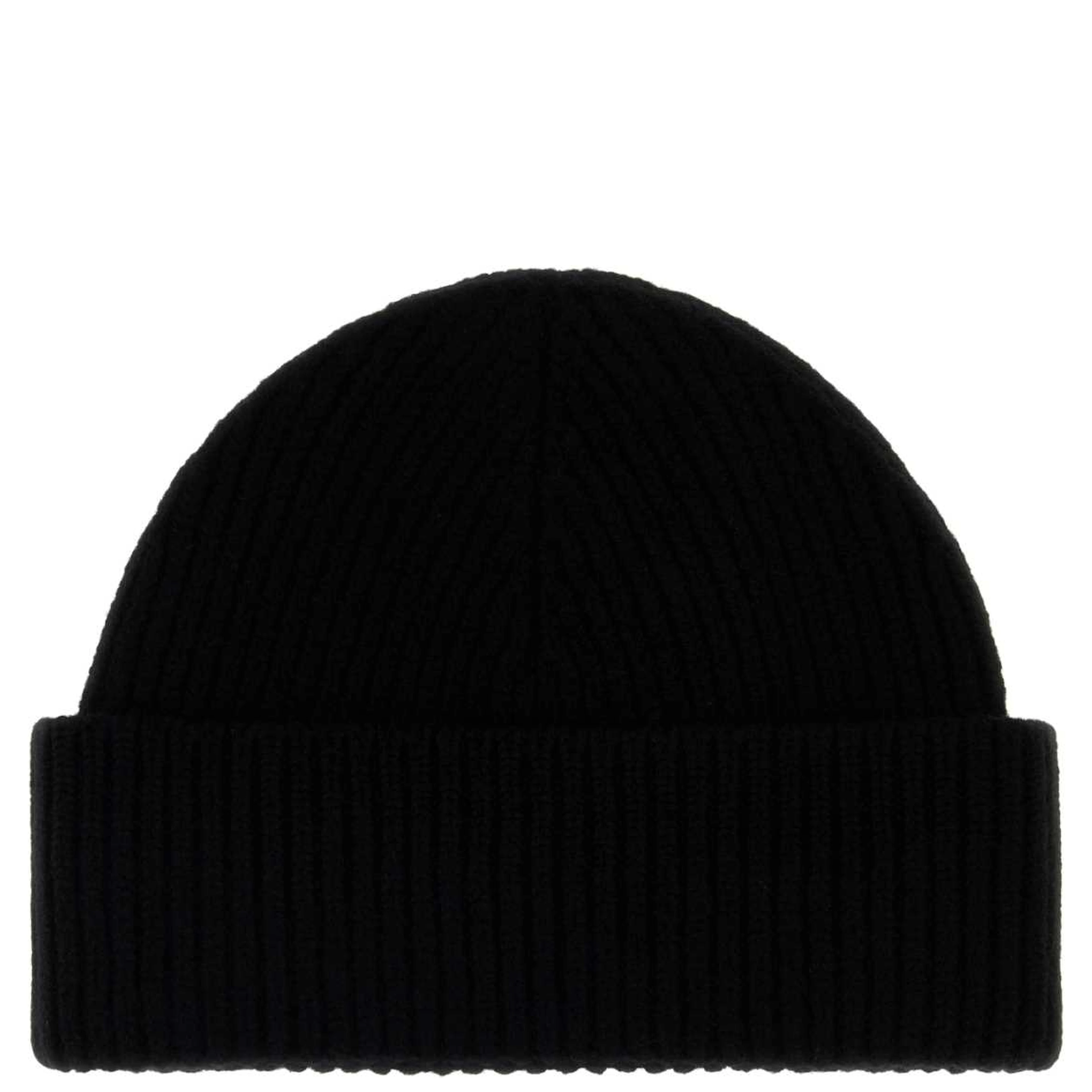QUOTA-BEANIEWITHCONTRASTEDAMIDECOEUR