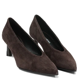 Heeled shoes