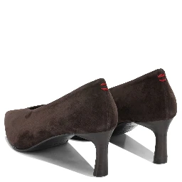 Heeled shoes