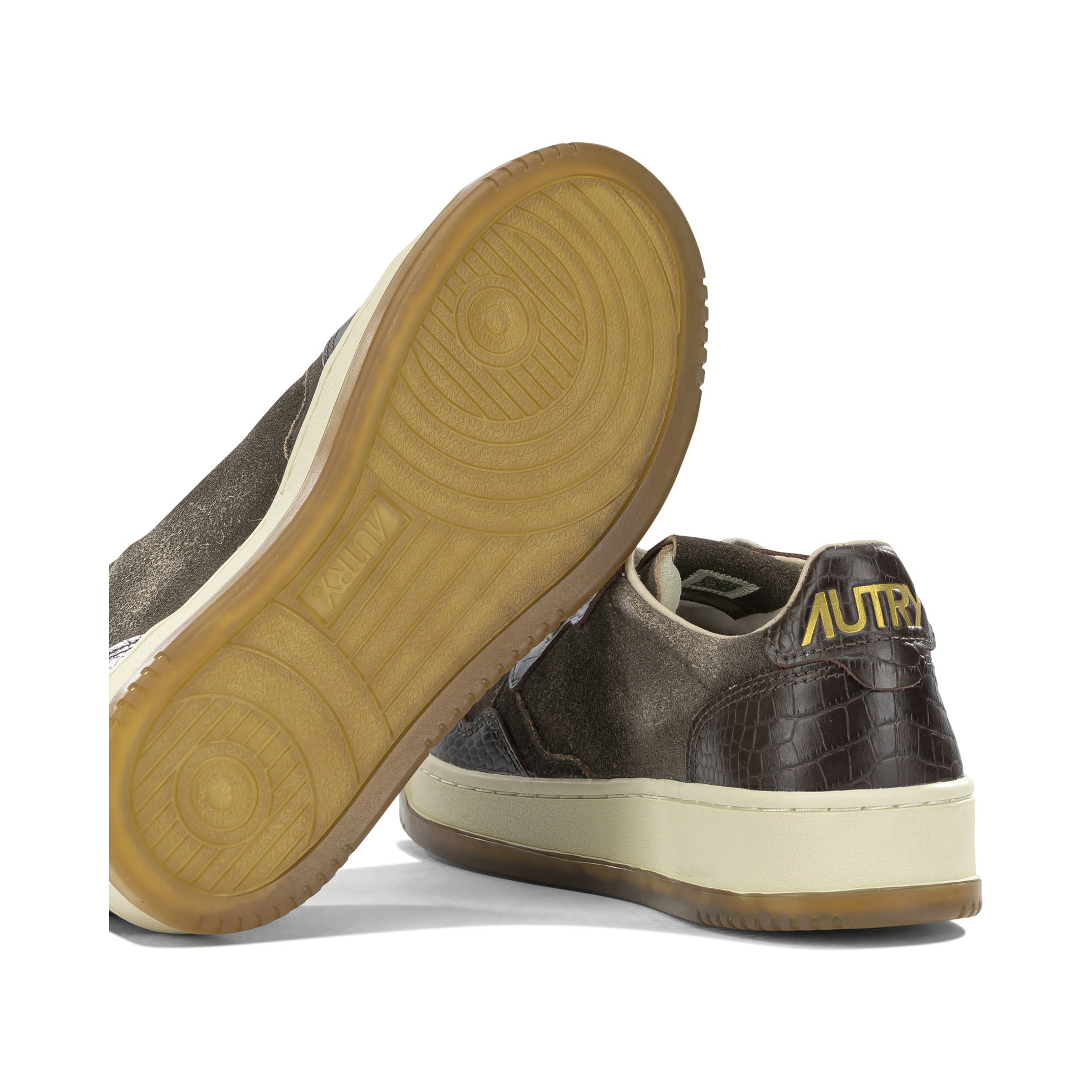 "Medalist Low" Low-Top Sneakers