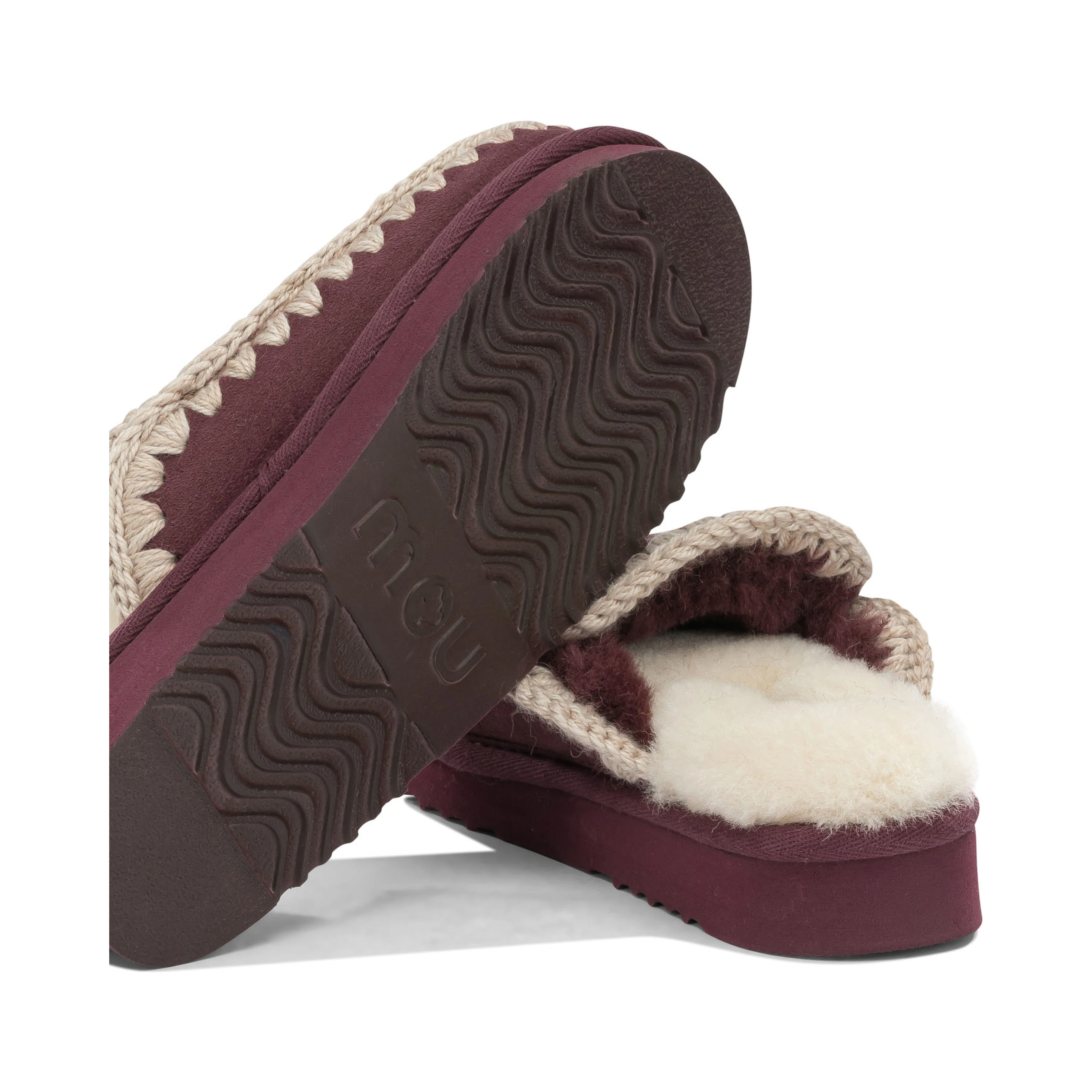 أحذية بدون كعب ونعال