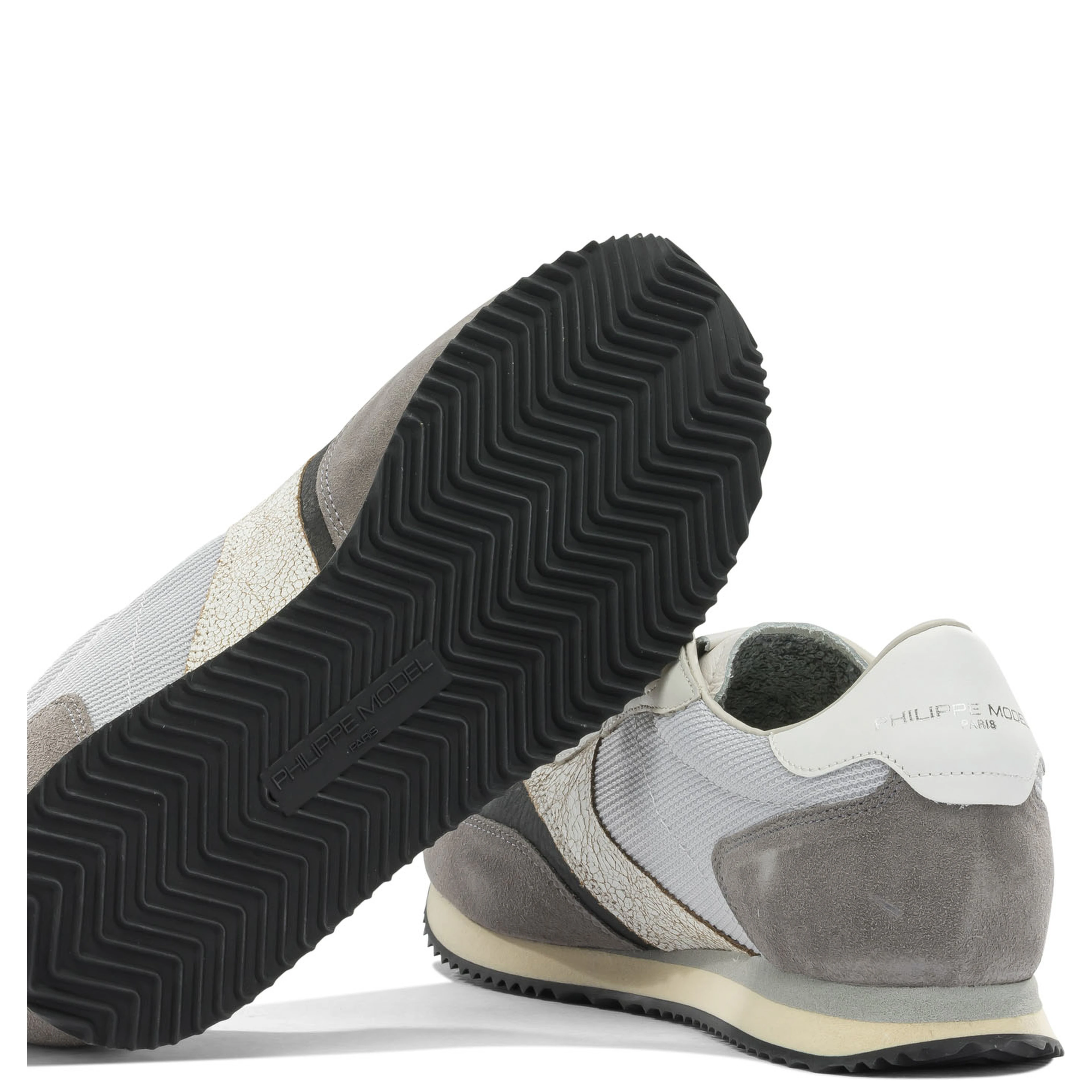 Sneakers & Slip-On