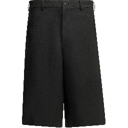 Cargo shorts with zipper detail