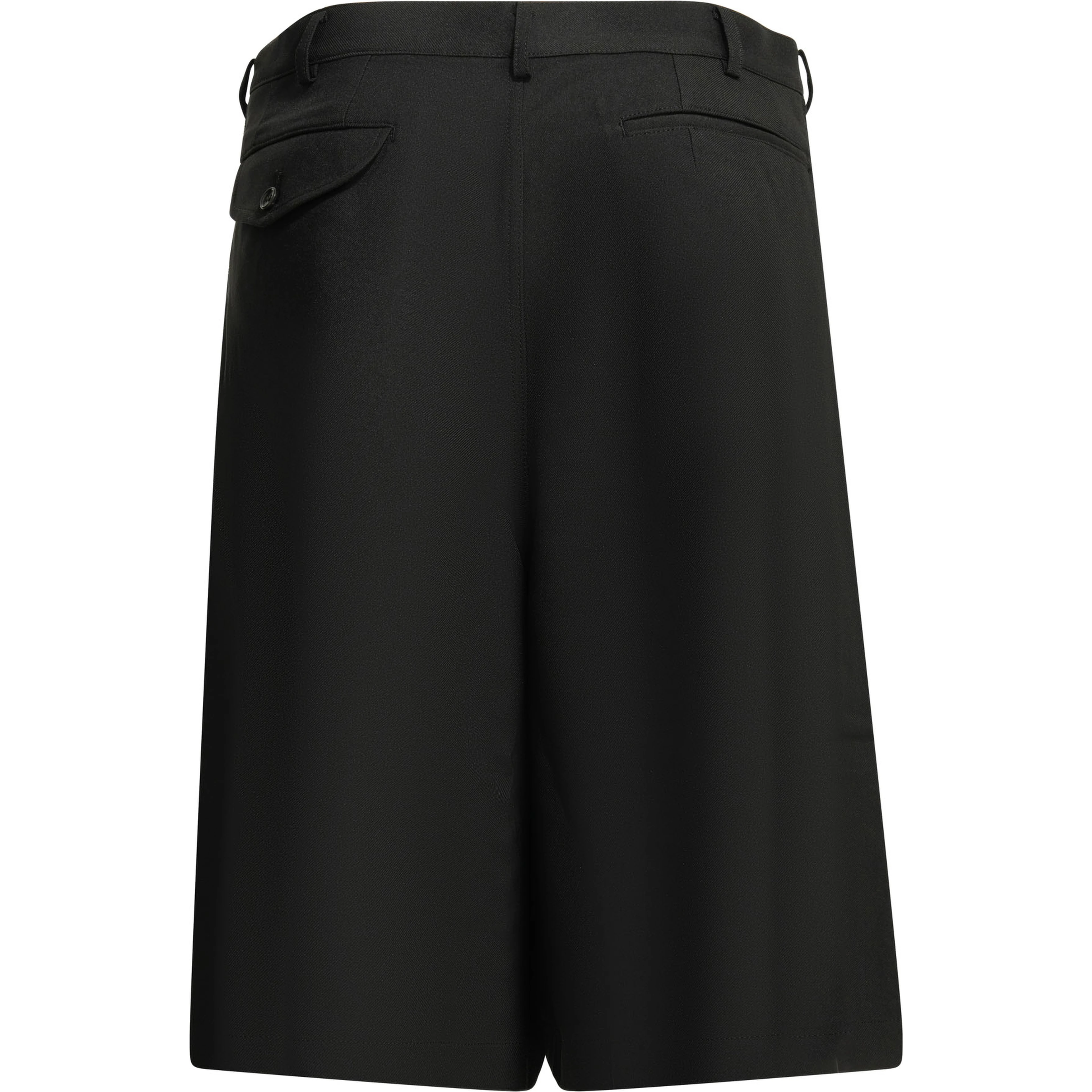Cargo shorts with zipper detail