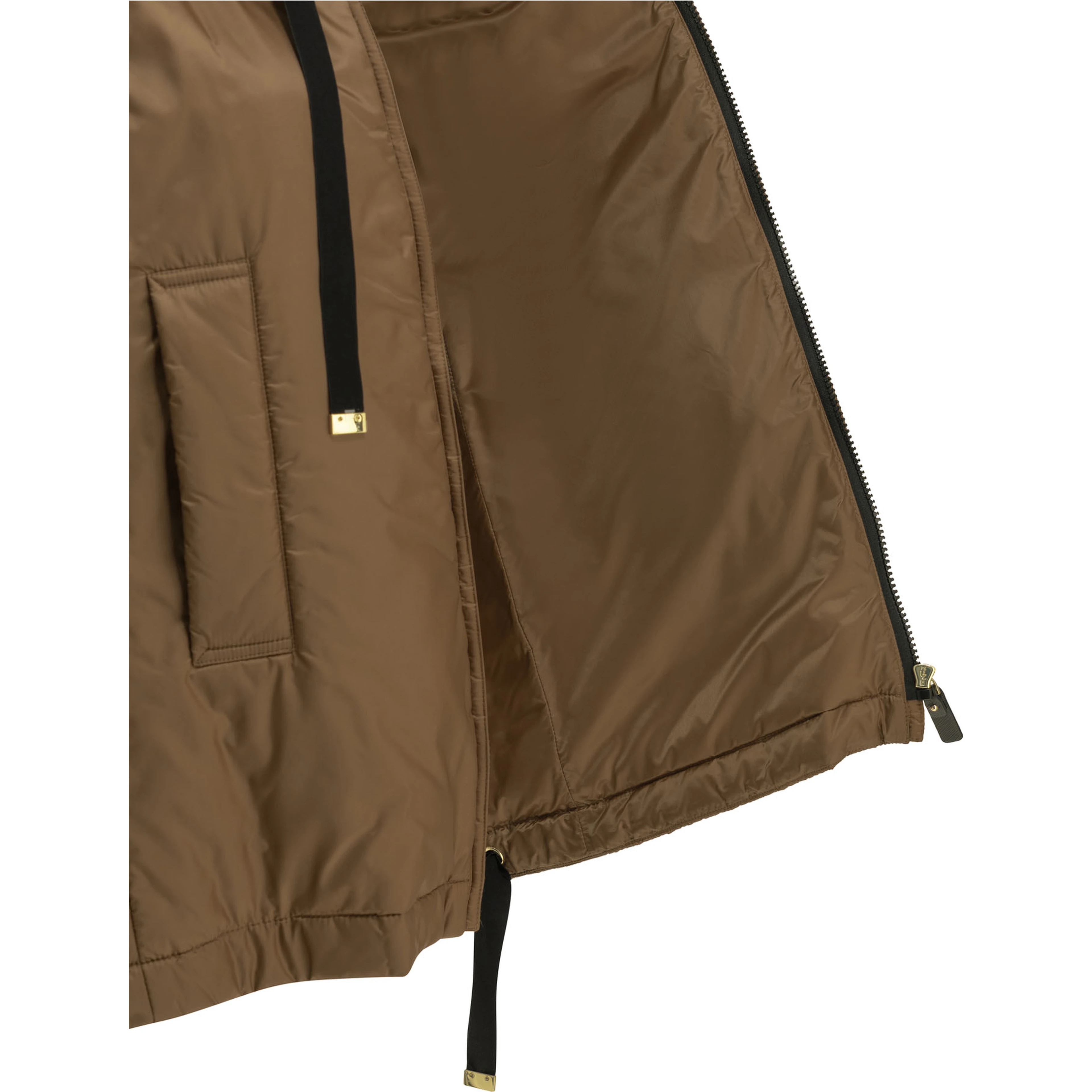 Water-repellent sleeveless jacket