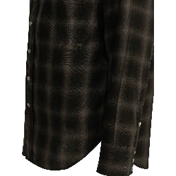 Casual plaid shirt