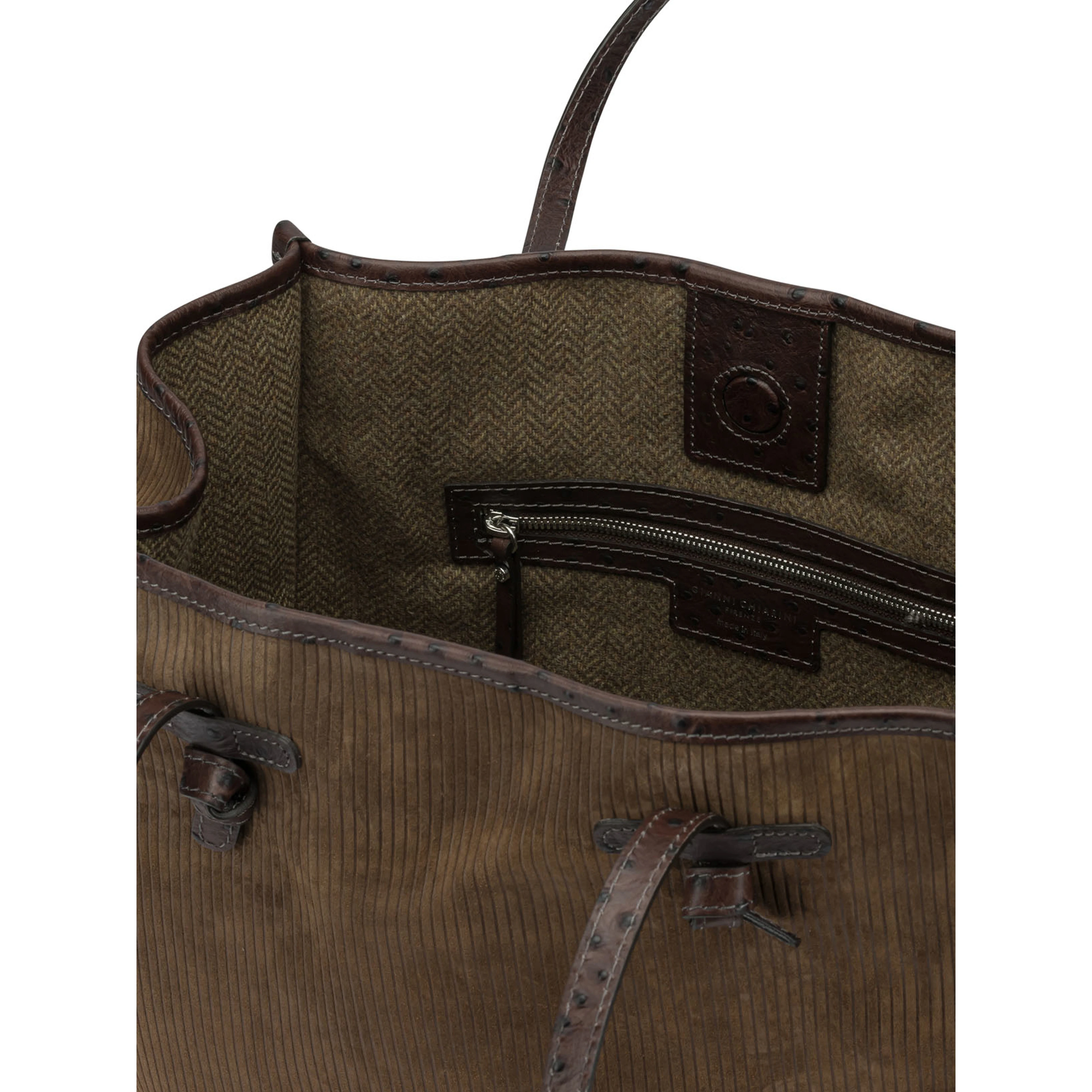 Shoulder bags