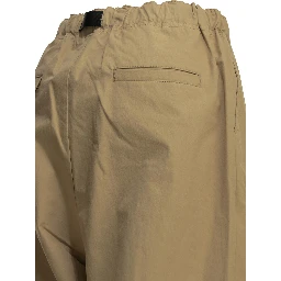 Casual pants with buckle