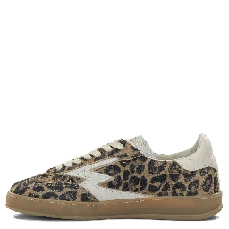 Sneakers & Slip-On