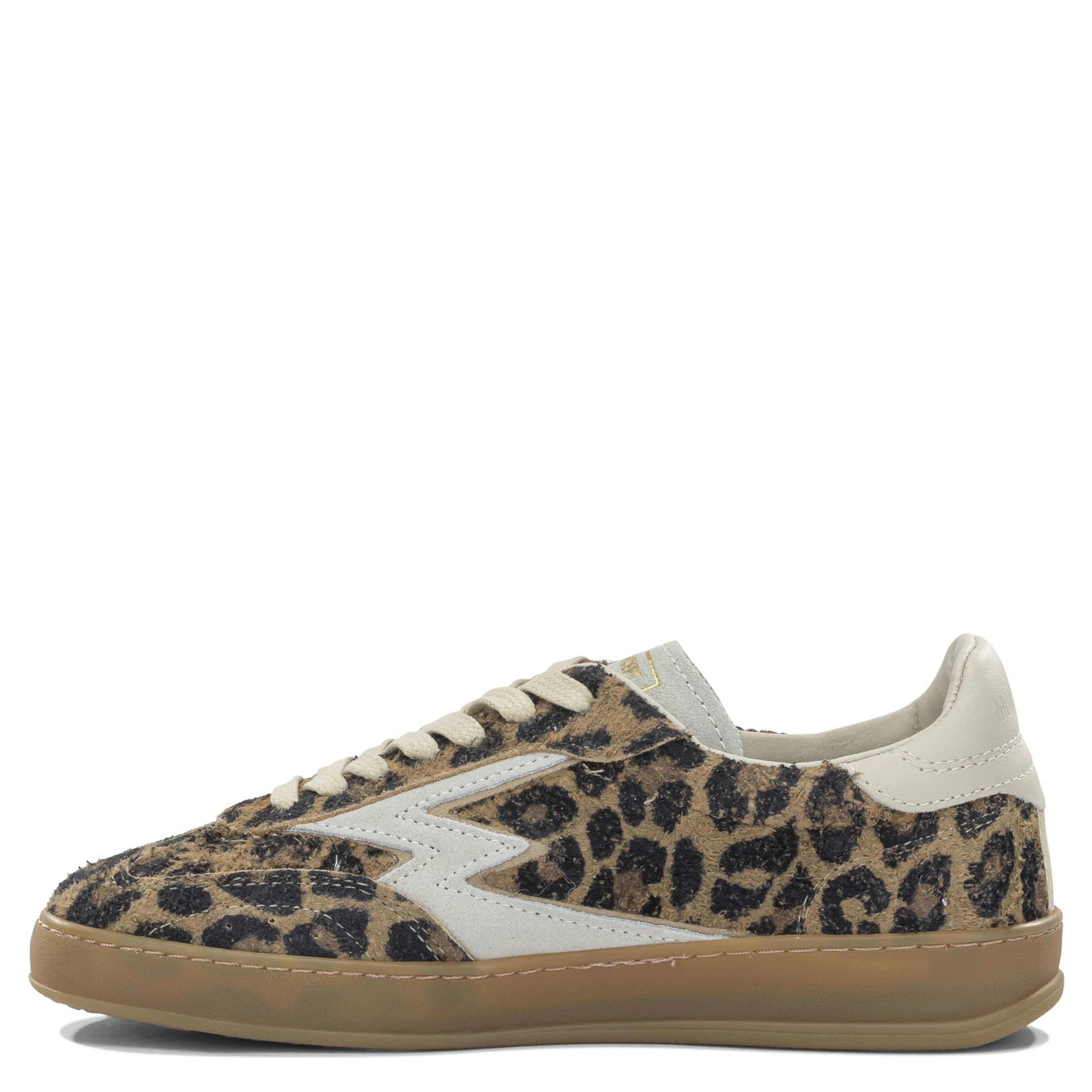 Sneakers & Slip-On