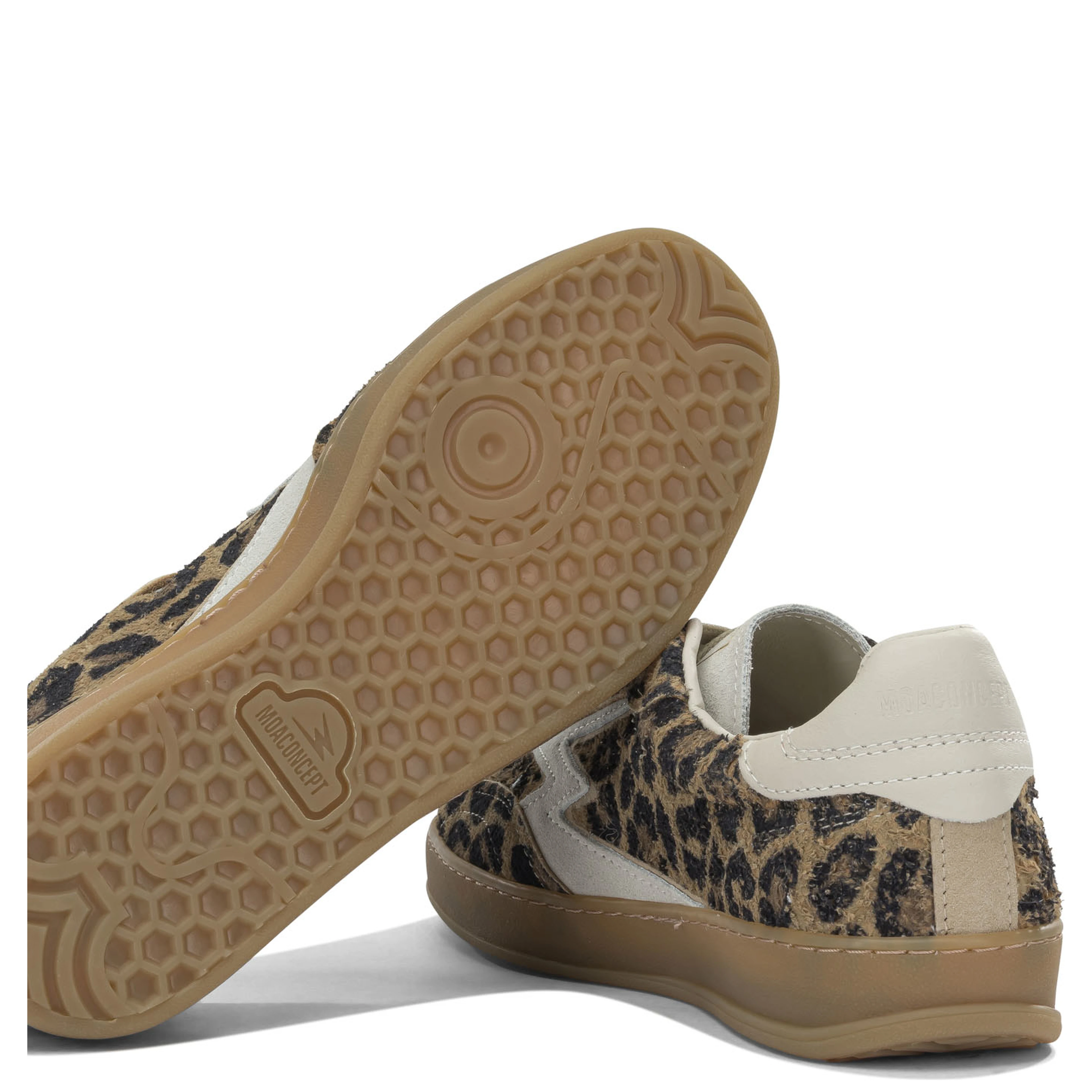 Sneakers & Slip-On