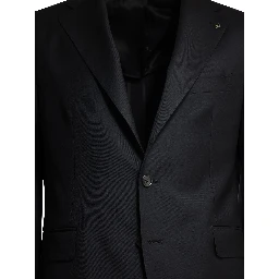 Formal suit made of virgin wool