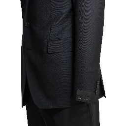 Formal suit made of virgin wool