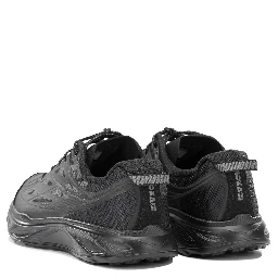 "Huaka Pro" Low-Top Sneakers