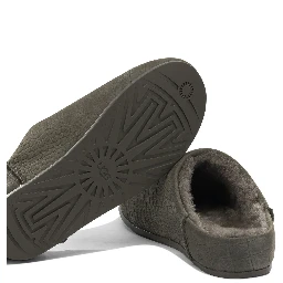 "Elea Embossed" slippers