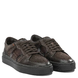 Low-top leather sneakers