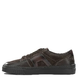 Low-top leather sneakers
