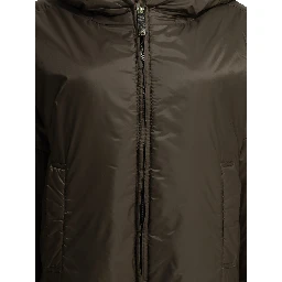 Water-repellent padded jacket