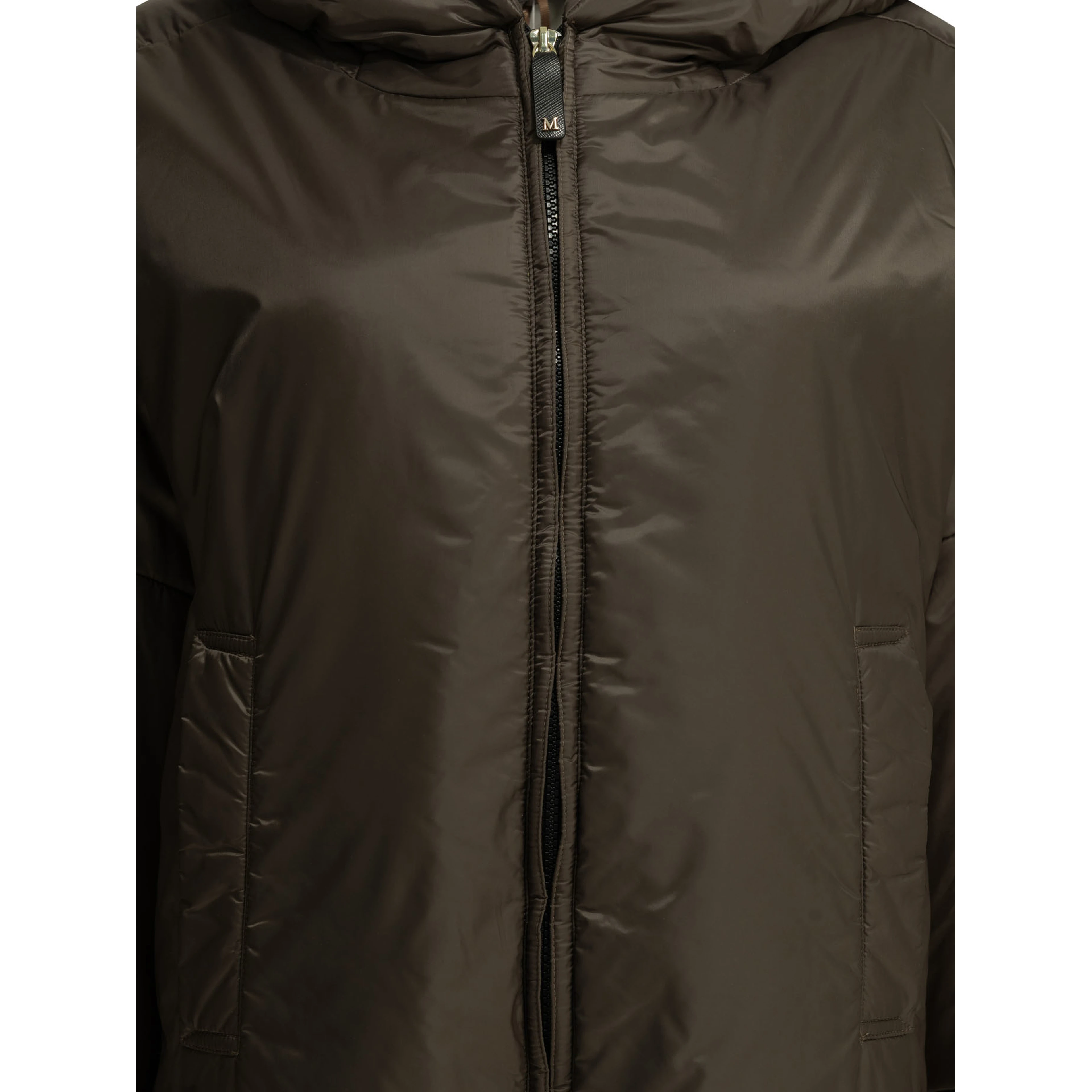 Water-repellent padded jacket
