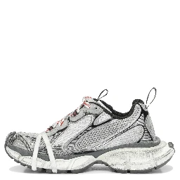 "3XL" Low-Top Sneakers
