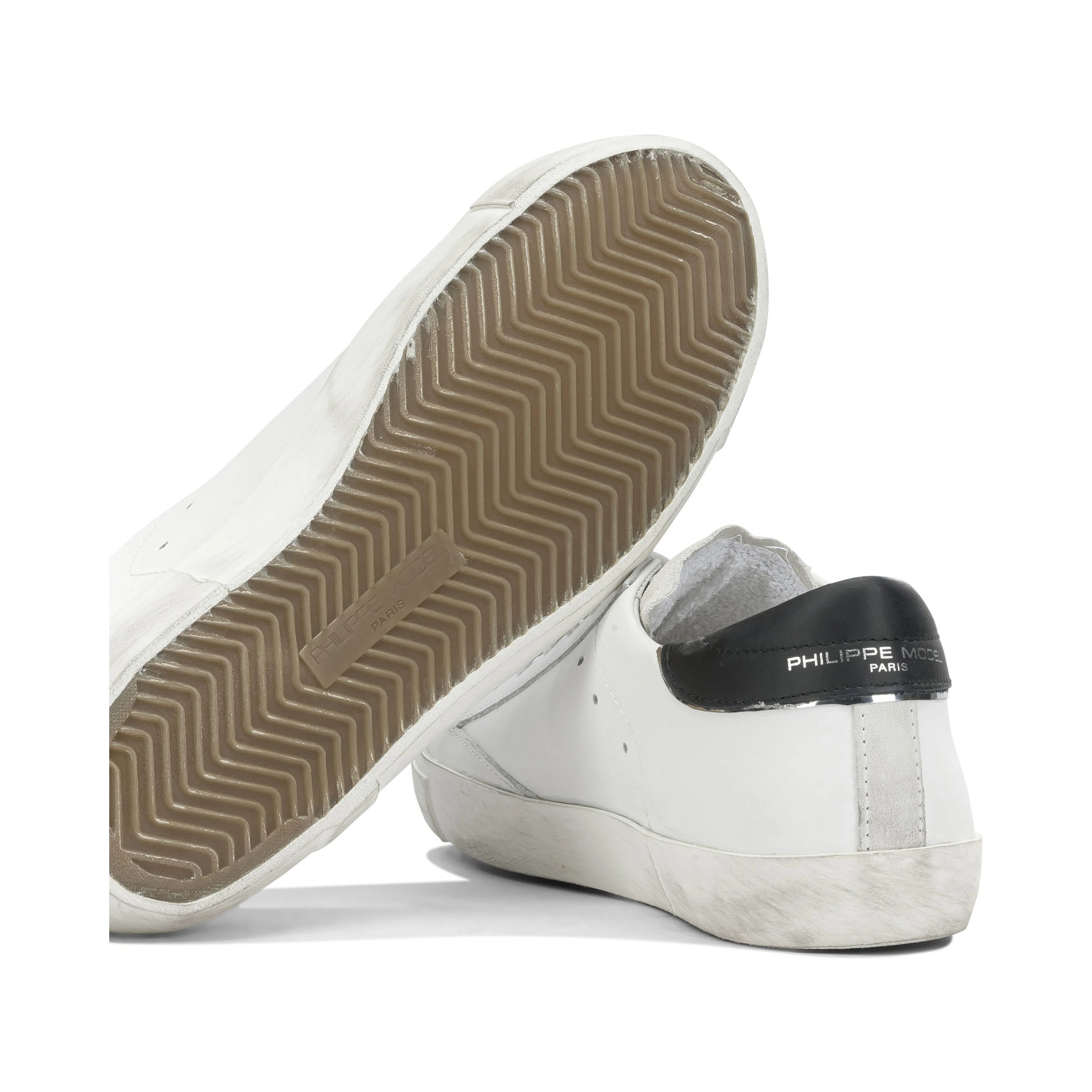 Sneakers & Slip-On