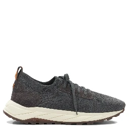 Sneakers & Slip-On