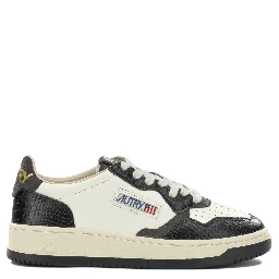 "Medalist Low" Low-Top Sneakers