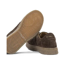 Sneakers & Slip-On
