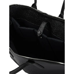 Shoulder bags