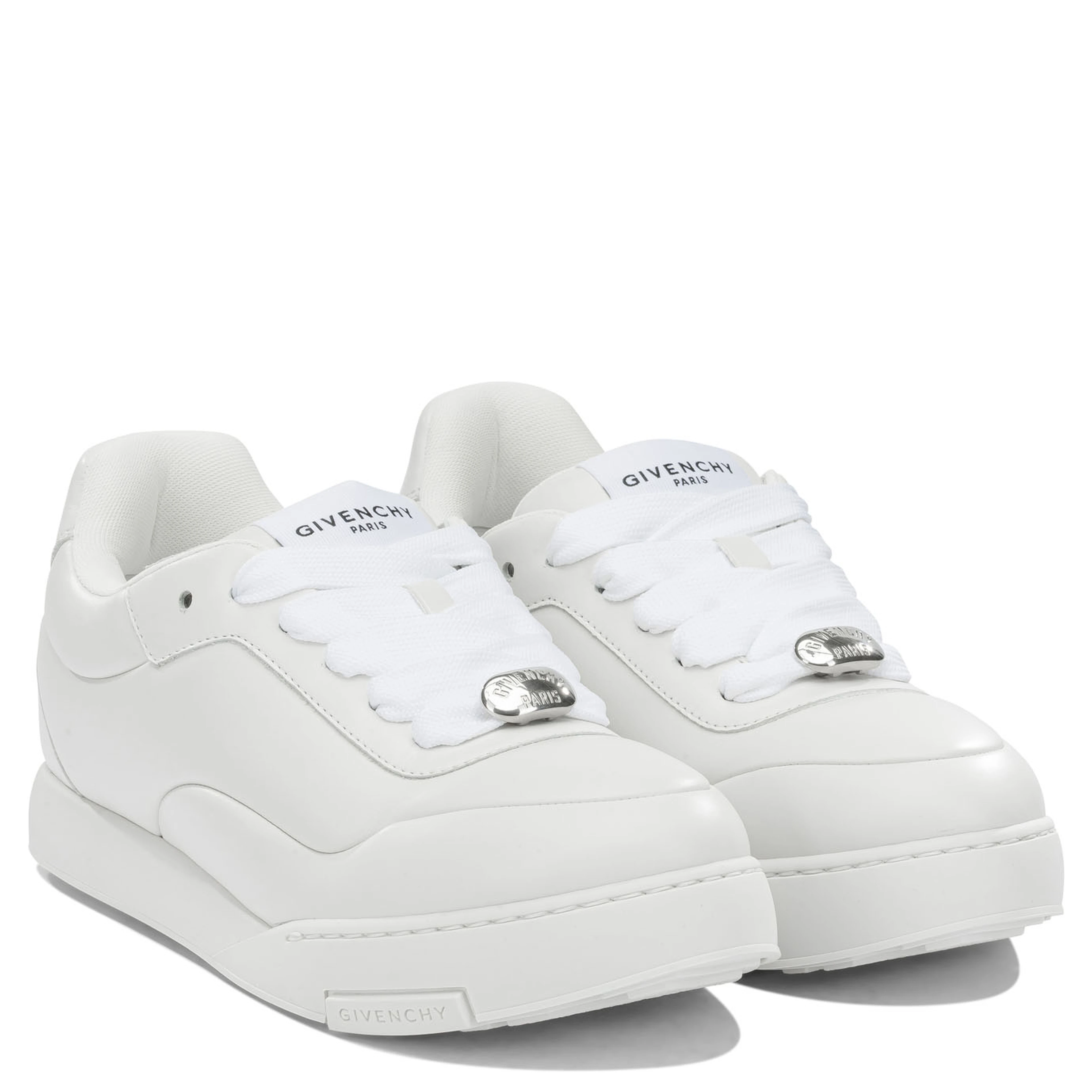 "Puffy Yard" Low-Top Sneakers