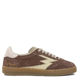Sneakers & Slip-On