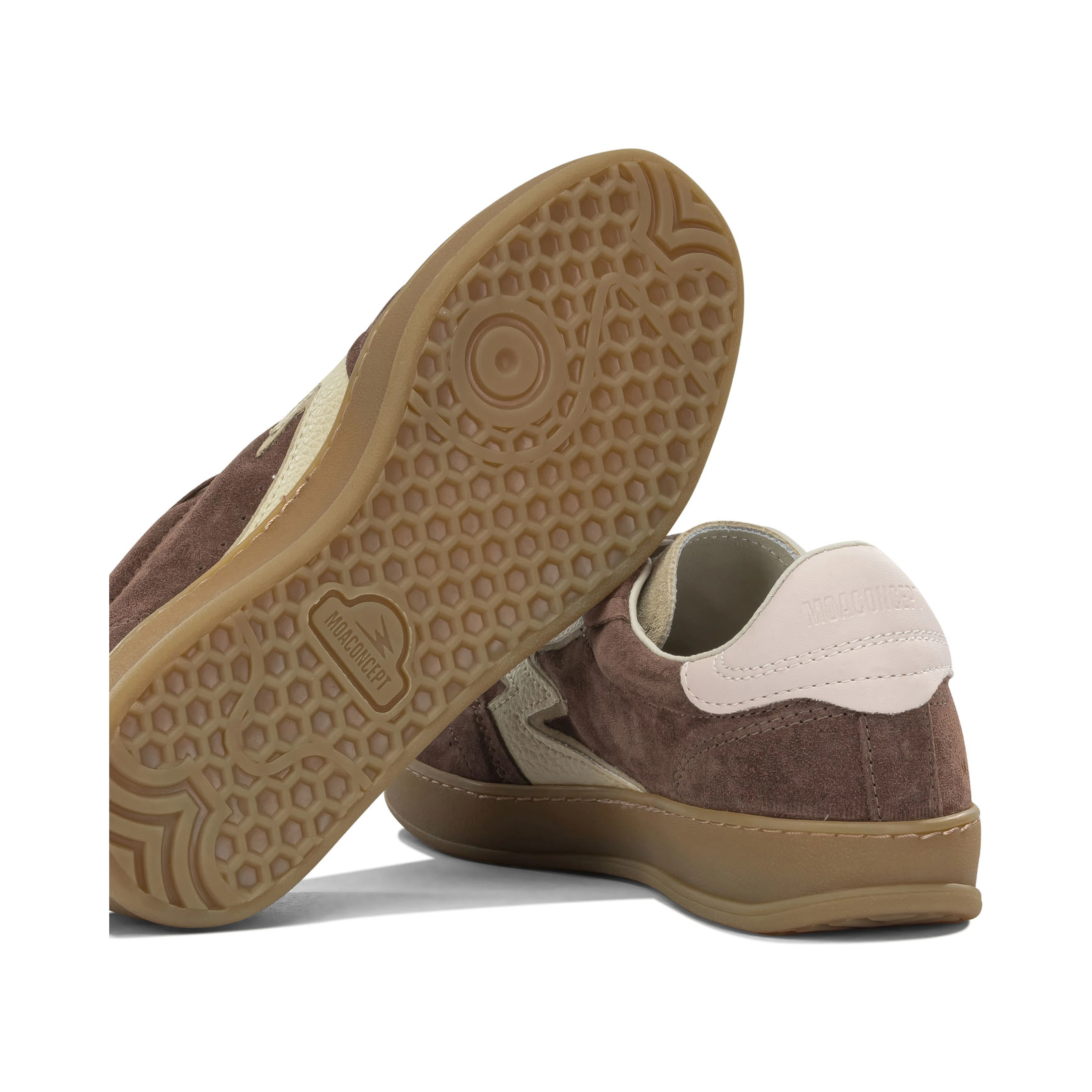 Sneakers & Slip-On