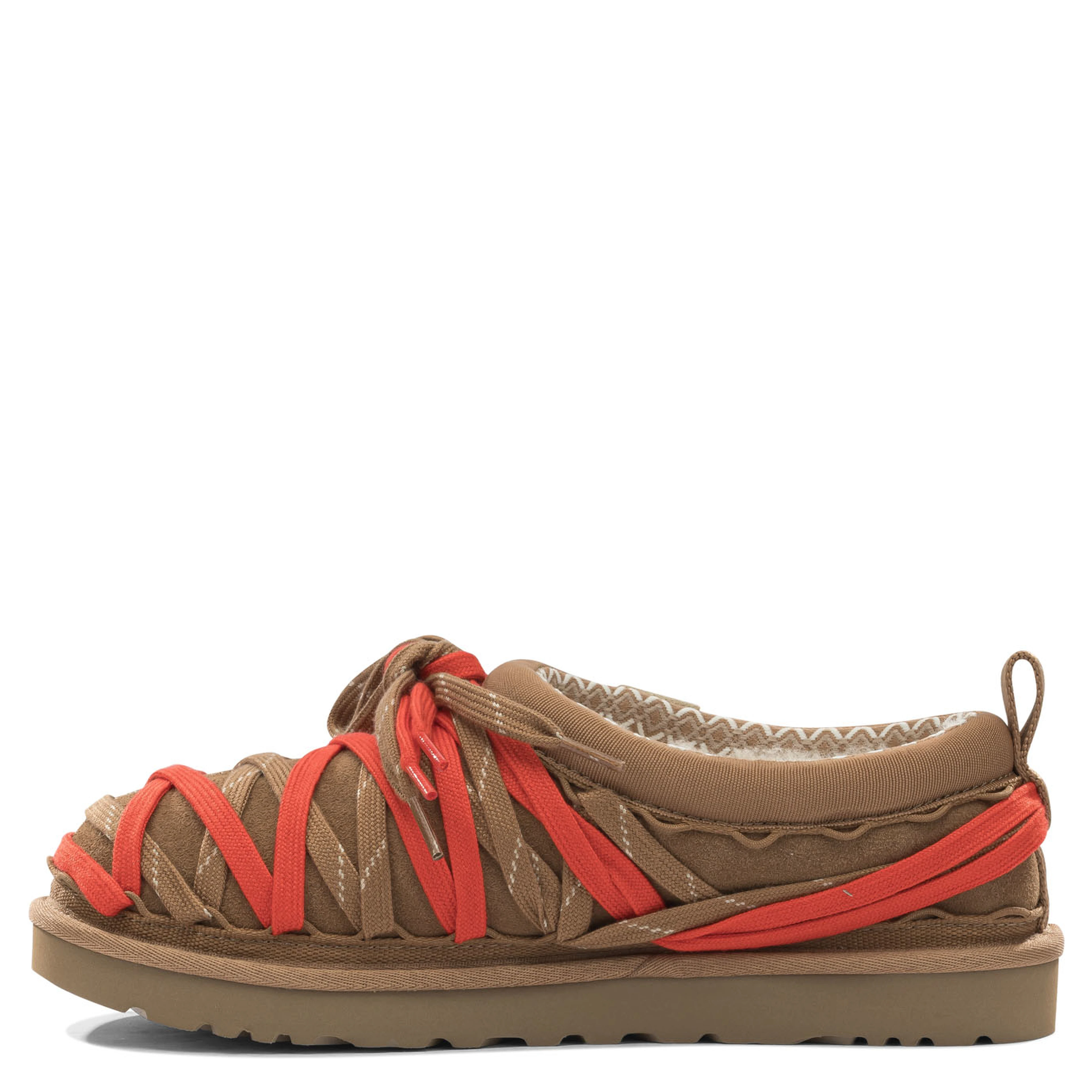 "Tasman Lace" slippers