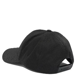 Baseball cap with logo
