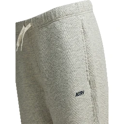 Sports pants with logo
