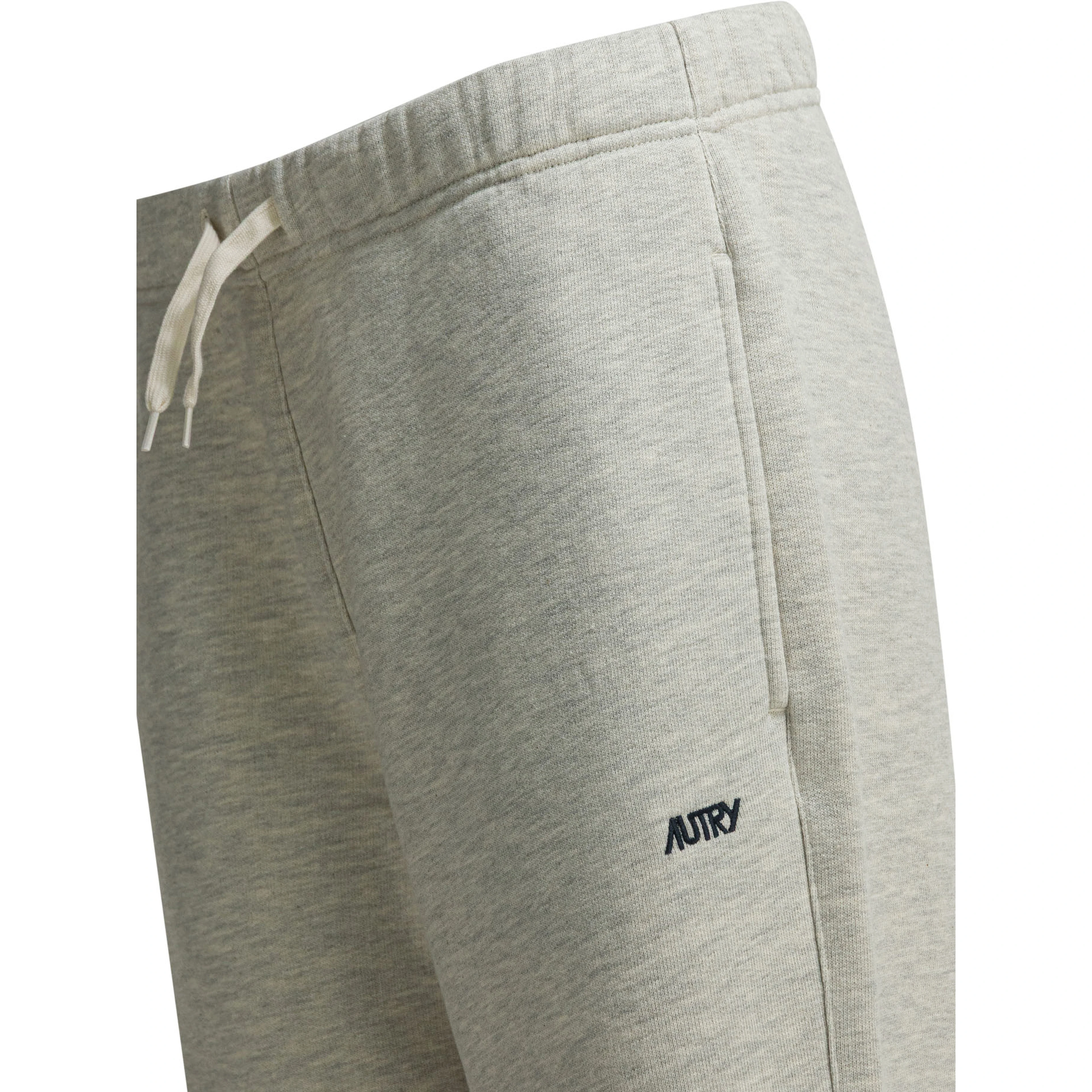 Sports pants with logo