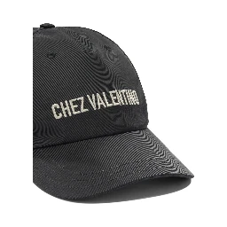 Baseball cap with logo