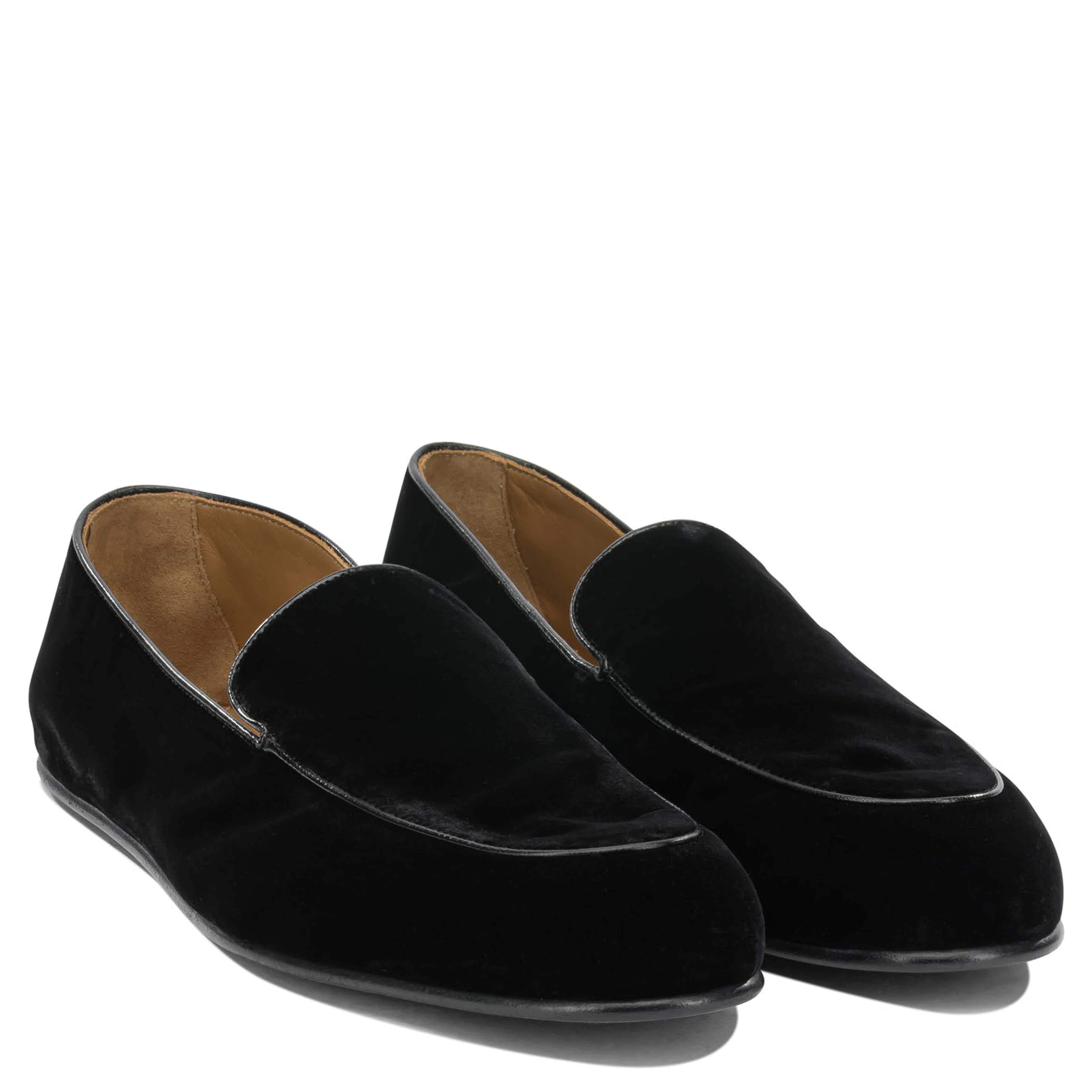 "Leo" Slipper