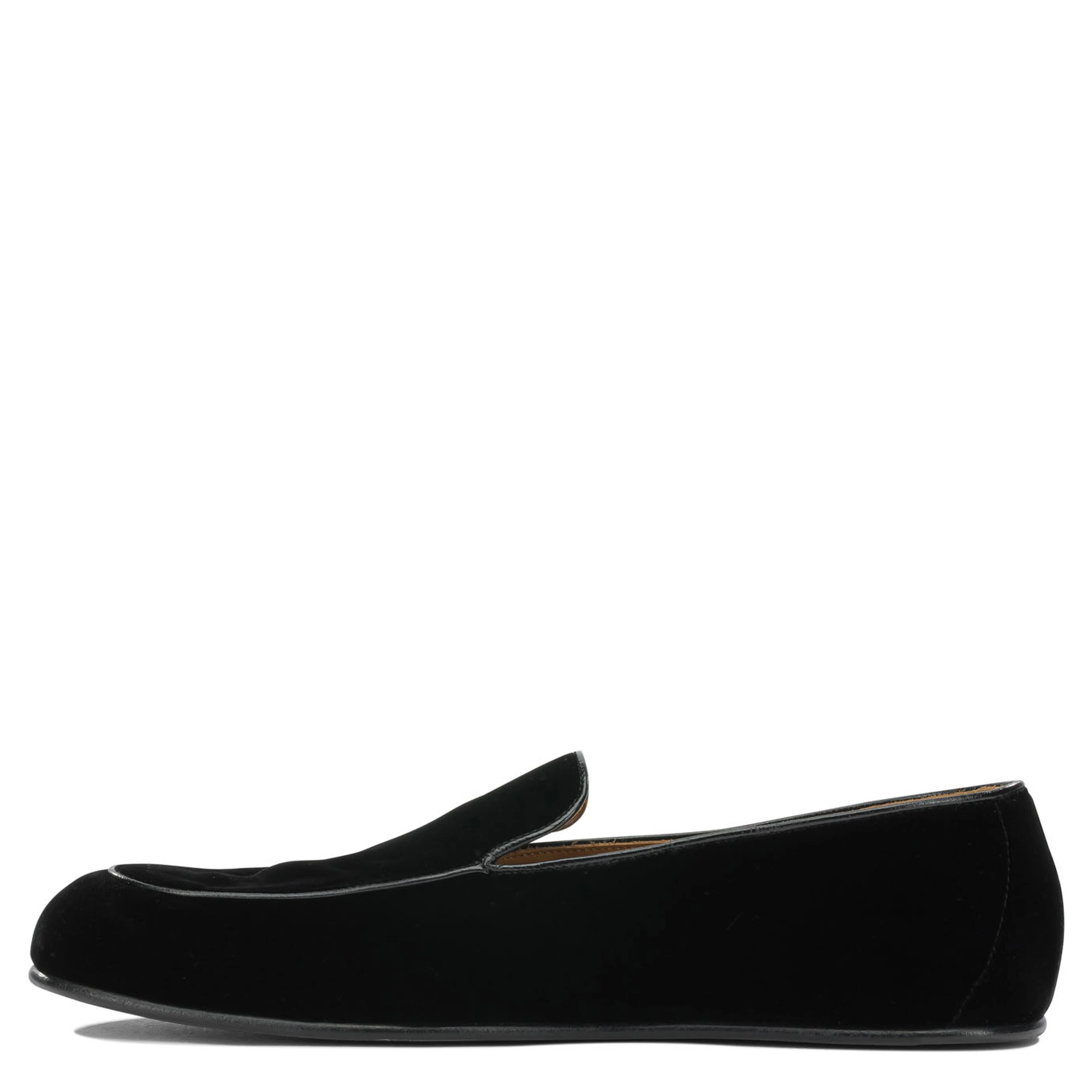 "Leo" Slipper