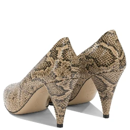 Heeled shoes