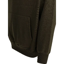 Hooded sweatshirt with pocket