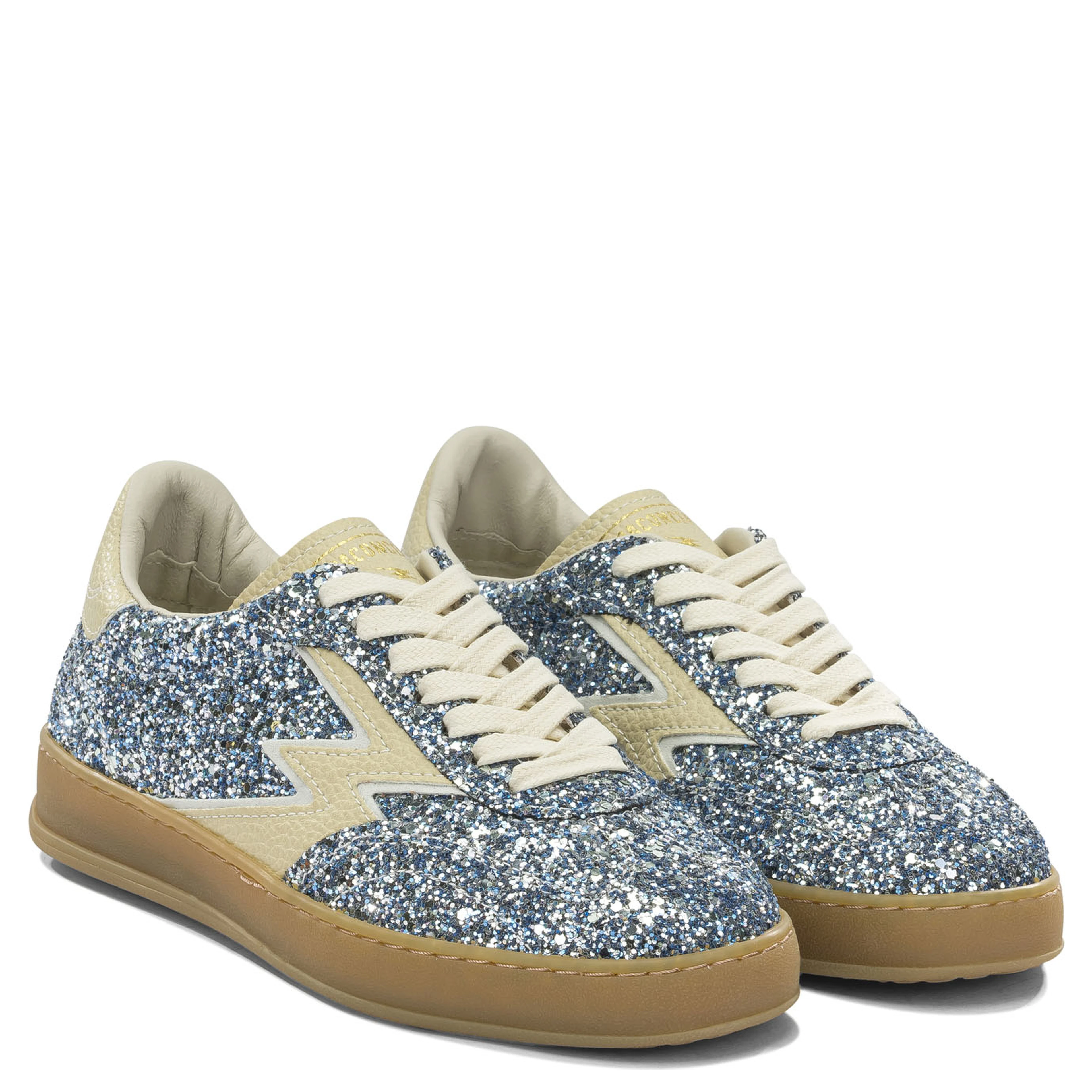 Sneakers & Slip-On